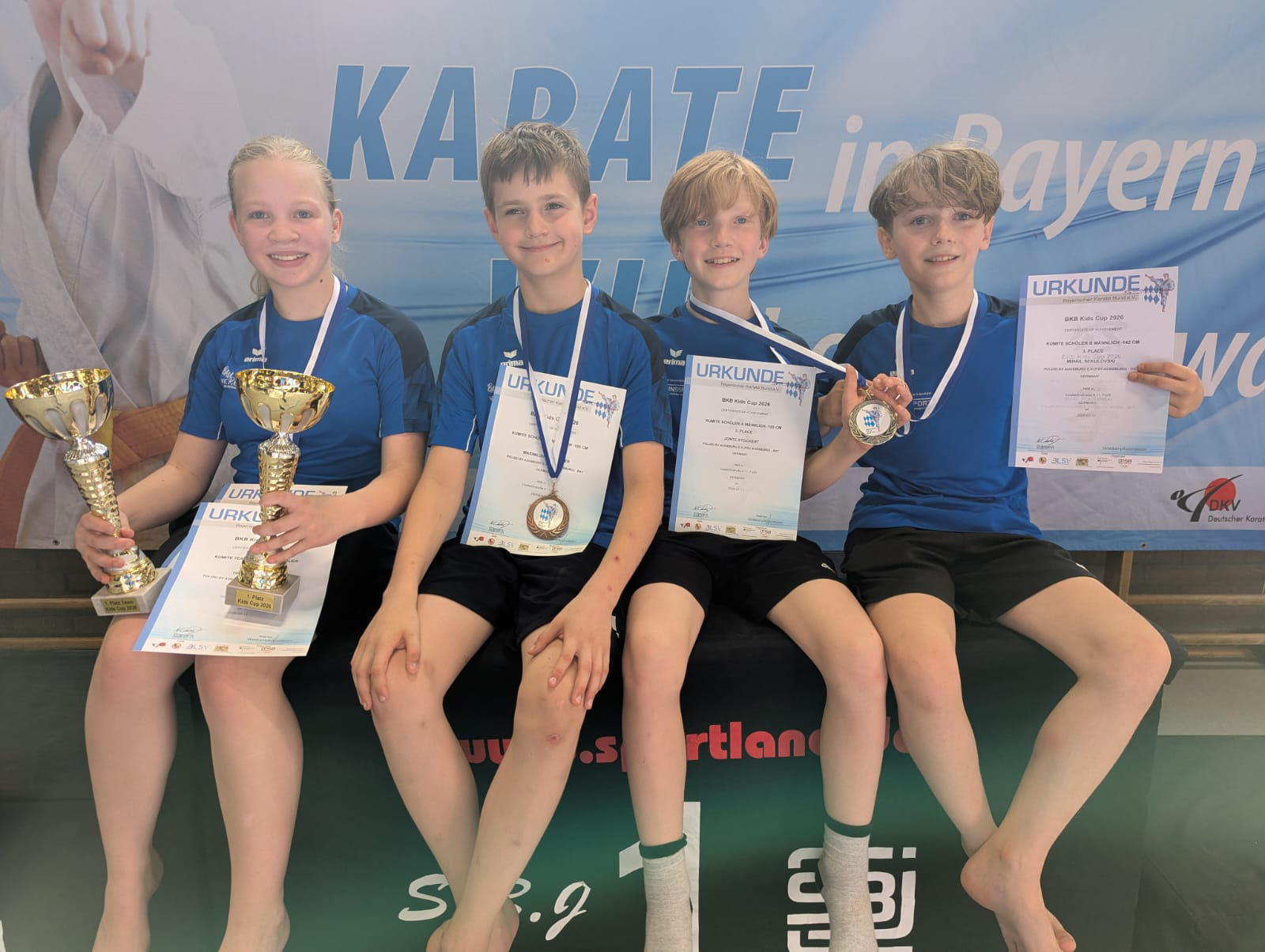 Erfolgreiche KUMITE-Athleten des Polizei Sport Verein Augsburg e.V. beim Kids Cup 2026 Erfolgreiche KUMITE-Athleten des Polizei Sport Verein Augsburg e.V. beim Kids Cup 2026